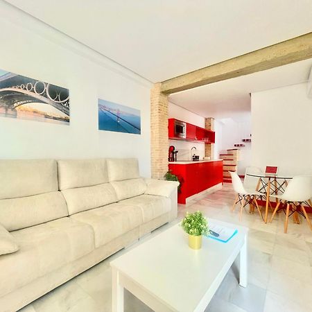 Philippe'S Home Triana Con Terraza Sevilla Buitenkant foto