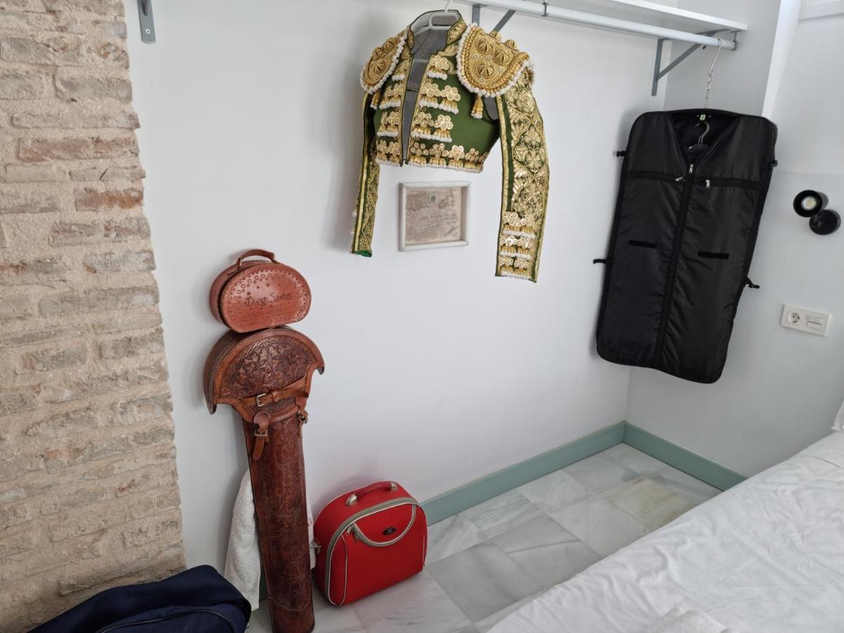 Philippe'S Home Triana Con Terraza Sevilla Buitenkant foto