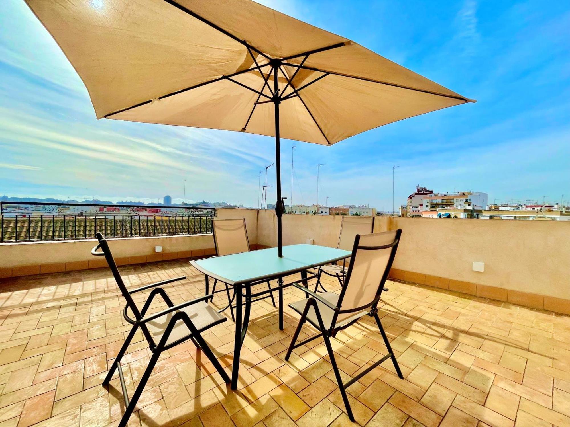 Philippe'S Home Triana Con Terraza Sevilla Buitenkant foto